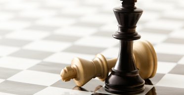 Поле битви — українці. Як еліта й контреліта ведуть гібридну війну за наші уми та душі