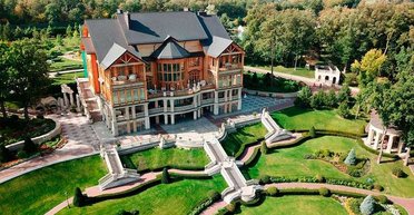 Будет на содержании государства: Зеленский подписал закон о создании парка-памятника "Межигорье"