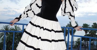 Белла Хадід вийшла на звʼязок з прихильниками: що повідомила модель