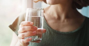 Миф или правда. Ученые рассказали, действительно ли нужно пить 8 стаканов воды в день