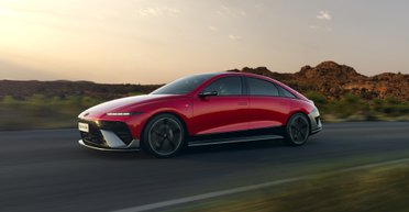 В продажу поступает конкурент Tesla Model 3 от Hyundai с запасом хода 700 км (фото)