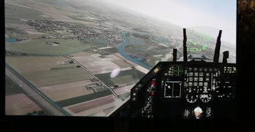 Уже успел потянуть катапульту, а тут второе попадание: в ПС рассказали истории 4 летчиков-Героев