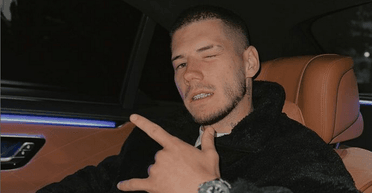 "Я сначала не поверил": Волошина внесли в базу "Миротворца", блогер отреагировал (фото)