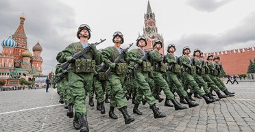 У Держдумі запропонували відправити росіян на охорону військових складів і оборонних заводів