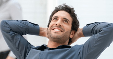 Як бути харизматичним чоловіком: 4 поради, щоб не бути нудним і похмурим