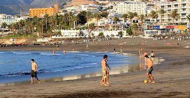 Жители Канарских островов объявили голодовку и требуют выгнать всех туристов: что произошло