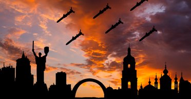 Сбиваются с курса и падают в поле: как секретная система "Покрова" защищает Украину от ракет