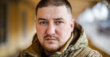 "Главнокомандующий связался со мной": экс-комбриг 80 ОШБр Ишкулов рассказал о "новой" должности