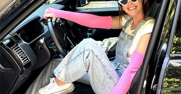 Дочка Шварценеггера приміряла образ Барбі (фото)