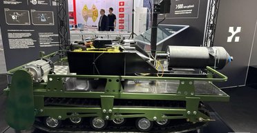 У Росії вперше показали робота для доставки дронів на оптоволокні: чим він небезпечний