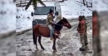 В Черновицкой области мужчины избили топором сотрудника ТЦК и военного: реакция полиции