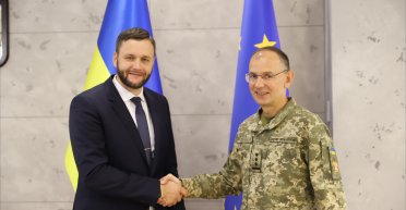 Впервые в истории Украины: военный разоблачил коррупционера и получил за него деньги