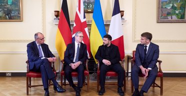 Зустріч Зеленського, Мерца, Макрона та Стармера: президент України мовчки залишив перемовини