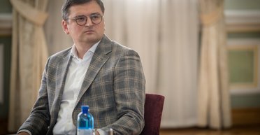 Кулеба їде до Гааги: голова МЗС відвідає конференцію щодо воєнних злочинів Росії