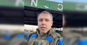 "Отпросился в командировку": нардеп Костенко показал, как входит в Курскую область (видео)