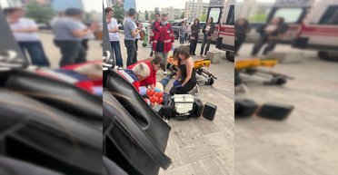 Смерть біля метро: кияни понад 20 хвилин не могли отримати дефібрилятор для порятунку чоловіка, — соцмережі