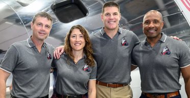 Астронавти "Артеміда-2" побачать частину Місяця, яку люди не бачили: це ще не всі рекорди