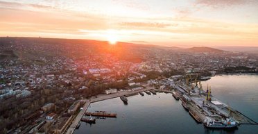 Размещают оборудование и красят корабли: OSINT-еры исследовали базы ВС РФ в Черном море