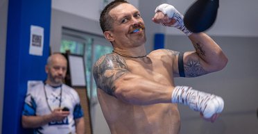 Может дебютировать в ММА: в команде Усика назвали вероятного следующего соперника