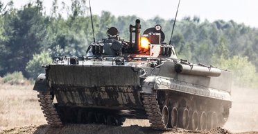 "Ни единого шанса на спасение": дроны ВСУ уничтожили российскую БМП, как это удалось (видео)