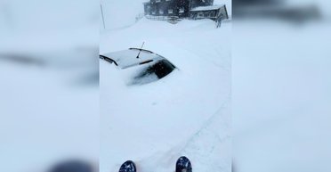 Европу засыпало снегом: дойдет ли циклон до Украины (видео)