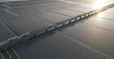 Появилась мощнейшая солнечная батарея в мире на 373 МВт: напитает энергией 74 000 домов