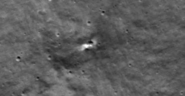 Могила на Місяці. Орбітальний апарат NASA знайшов місце аварії російської "Луны-25" (фото)