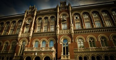 Охота на вкладчика. Как банкиры борются с оттоком депозитов