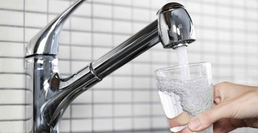 Туристка судилась с итальянским отелем из-за воды из-под крана: что произошло