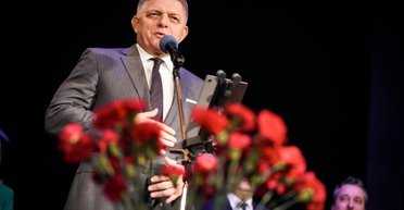 Имя стрелка и борьба за жизнь: последние детали о покушении на премьера Фицо (фото, видео)