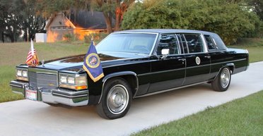 В США на продажу выставлен президентский лимузин из гаража Рейгана и Буша (фото)
