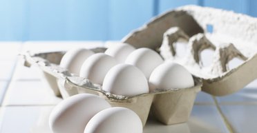 Великодній бум: ціни на яйця в Україні вже злетіли до 100 грн