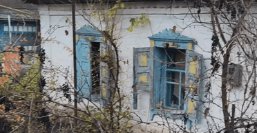 Дівчина купила найгіршу хату в селі за $3 тисячі: вона стояла порожньою 7 років (фото)