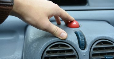 Штраф за "подяку аварійкою": в Раді відповіли, чи загрожує водіям покарання (відео)