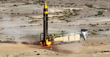 Іран лякає Ізраїль новітньою балістичною ракетою "Хорремшехр": що про неї відомо (відео)