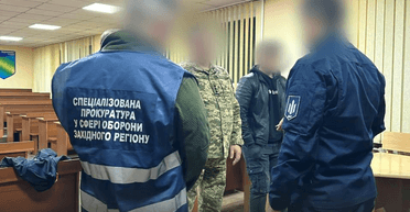 Збитки в 400 тисяч грн: у Хмельницькому затримали заступника ректора прикордонної академії (фото)