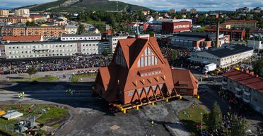 Проверка фактов: работы по переносу церкви в Норвегии стали интернет-сенсацией (фото)