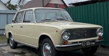 Доступная капсула времени: в Украине продается 45-летняя "копейка" ВАЗ в новом состоянии (фото)