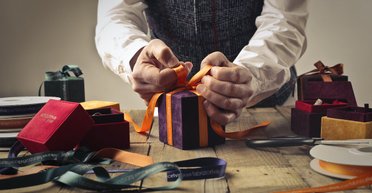 З Новим роком, Бос! Найкращі ідеї для подарунка начальнику