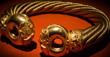 Амулети в стародавньому світі були як годинник у сучасному: навіщо наші предки носили прикраси