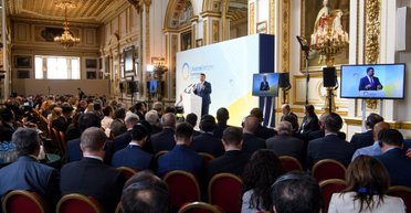 Уже не кнут, еще не пряник. Европейский грунт украинской палитры