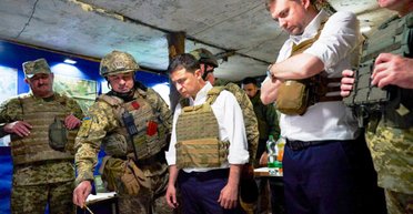 Силовая вертикаль Зеленского. Что стоит за кадровыми ротациями в армии и разведке