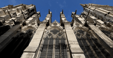 В Париже после масштабной реконструкции открылся Нотр-Дам: подробности (фото, видео)