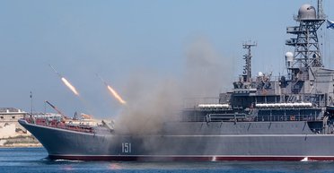 "Июльский шторм": Россия проводит масштабные учения ВМФ на фоне активности НАТО (видео)