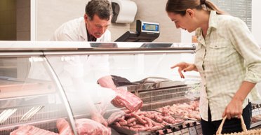 Блэкаутами и погодой по ценам: почему в Украине стремительно растет стоимость продуктов