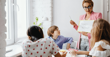 Вчителька у школі: коли дитина вперше заходить до класу, я звертаю увагу лише на одне