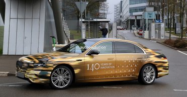 Новий Mercedes S-Class 2026 вперше помітили на дорогах (фото)