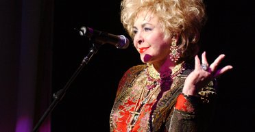 Алкоголь і знеболювальні: син Елізабет Тейлор розповів про життя своєї матері (фото)