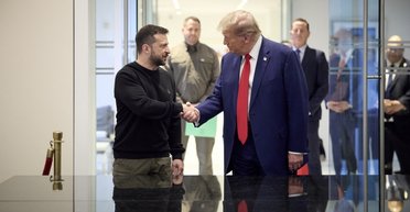 Трамп може підтримати угоду щодо України, яка залишає окуповані території за Москвою, — Bloomberg