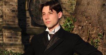 Фанат викторианской эпохи обнаружил своего двойника на 115-летней фотографии